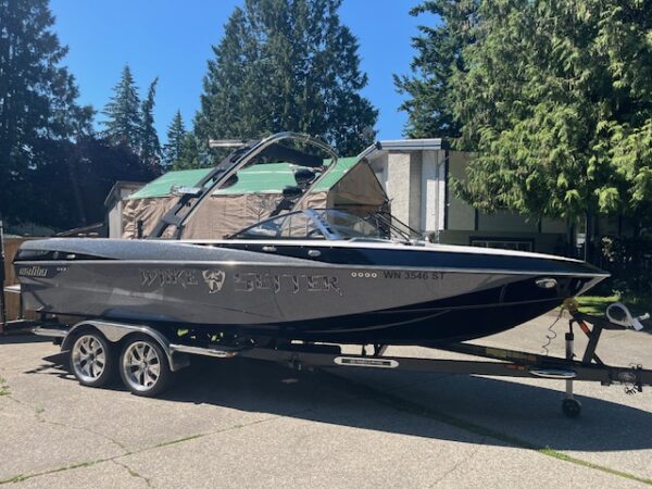 2011 Malibu Wakesetter 247 - SOLD